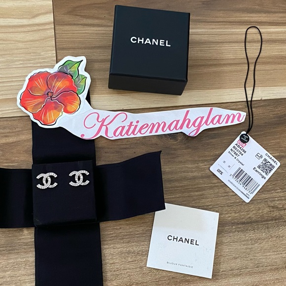 Sold - Picture 2 of 13